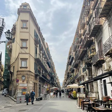 Parlamento - Esclusivo 120mq Centro Storico * Palermo